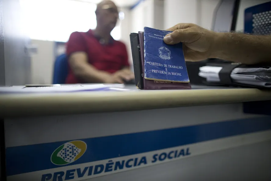 JUSTIÇA LIBERA MAIS DE R$ 2,7 BI A APOSENTADOS E PENSIONISTAS EM ATRASADOS DO INSS