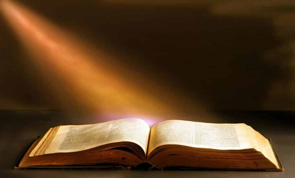  QUANTO MAIS PERSEVERANTEMENTE ANDAMOS COM DEUS, MAIS O RECONHECEMOS 
