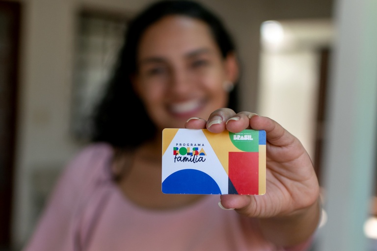 MUNICÍPIOS DE SERGIPE E O NÚMERO ATUALIZADO DE BENEFICIÁRIOS DO BOLSA FAMÍLIA