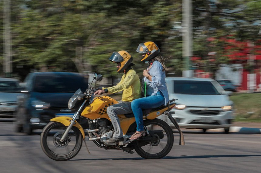 MEDIDA PROVISÓRIA SIMPLIFICA REGRAS PARA ATIVIDADE DE MOTOTAXISTAS