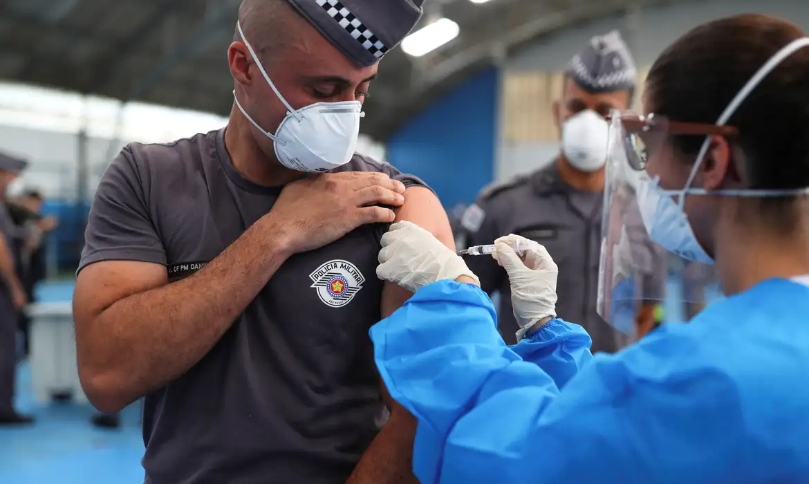 PROFISSIONAIS DA SEGURANÇA PÚBLICA QUE ATUARAM NA LINHA DE FRENTE NA PANDEMIA E QUE FICARAM INCAPACITADOE OU MORRERAM PODERÃO TER DIREITO A INDENIZAÇÃO DE R$ 50 MIL